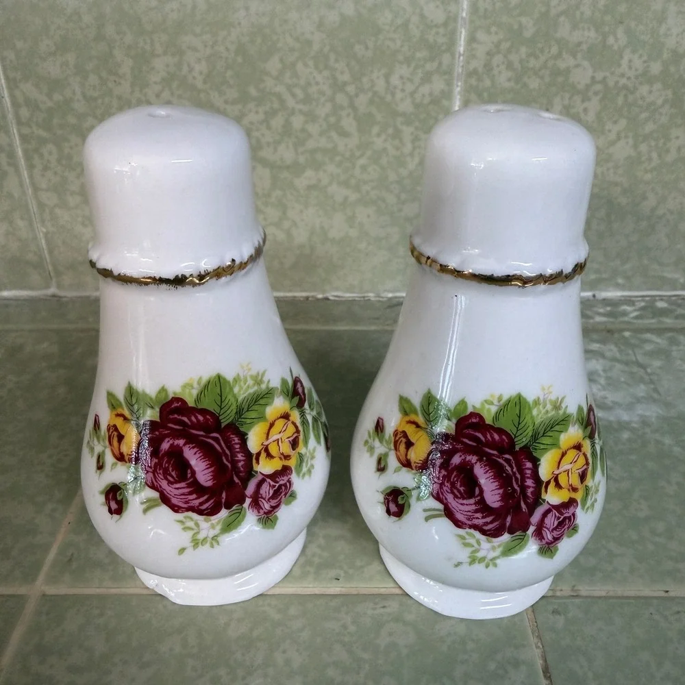 Vintage Bone China Salt and Pepper Shakers Floral Rose Gold Trim Taiwan Set